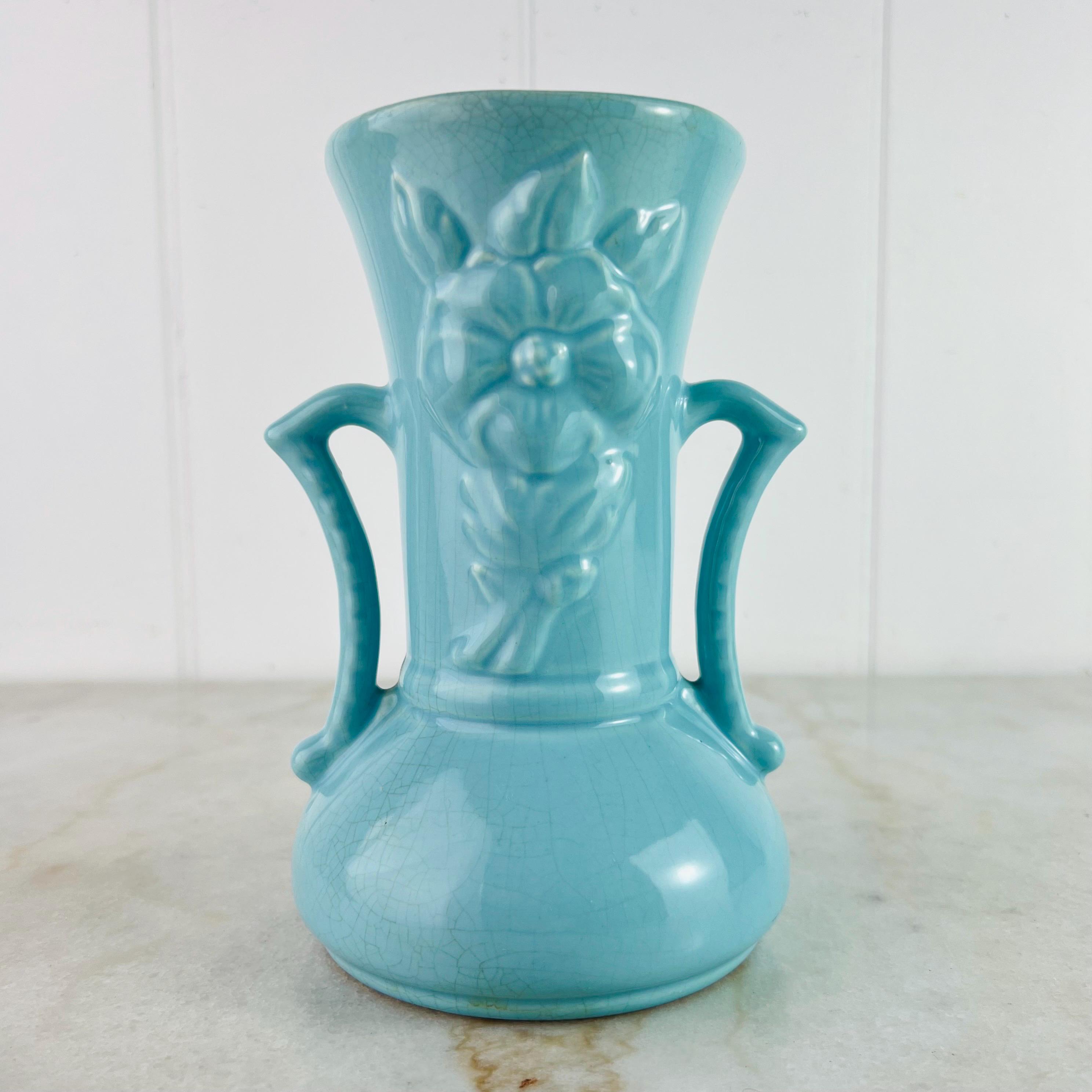 ヴィンテージ ショーニー陶器 ハンドル付き花瓶、エンボス加工の花