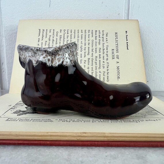 Brown Boot Tooth pick holder (JAS) Brown Boot Tooth pick holder (JAS)