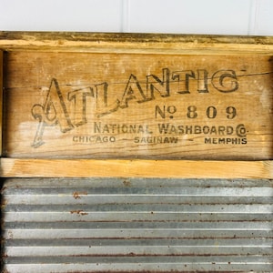 Antique Washboard, No. 809 Atlantic National Washboard, Musical wood, steel, for wall hanging, laundry room, rustic decor, collectible, gift