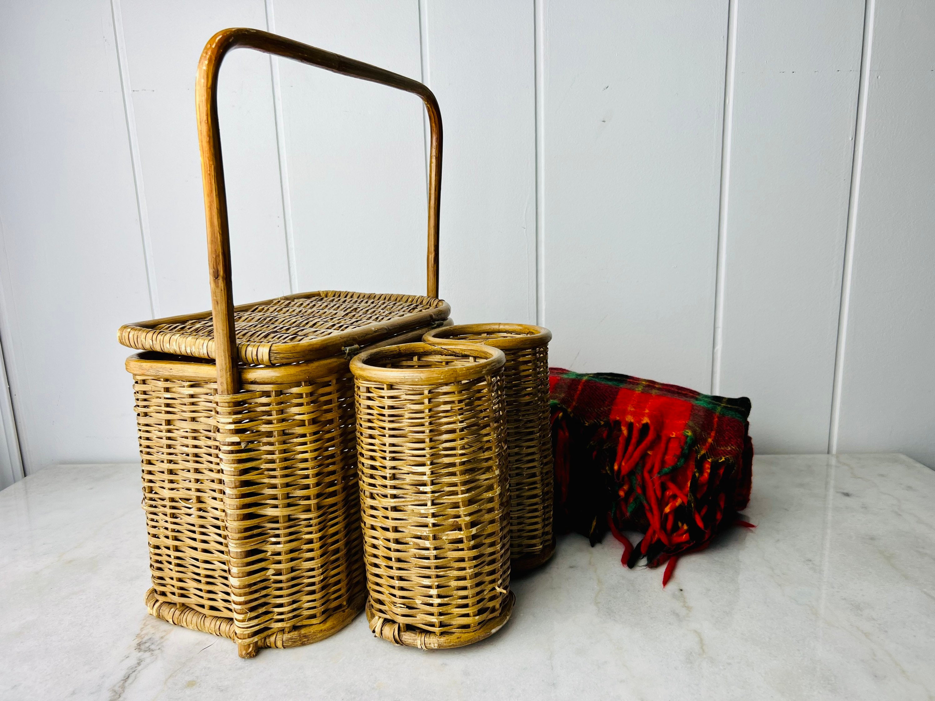 wine bottle picnic basket
