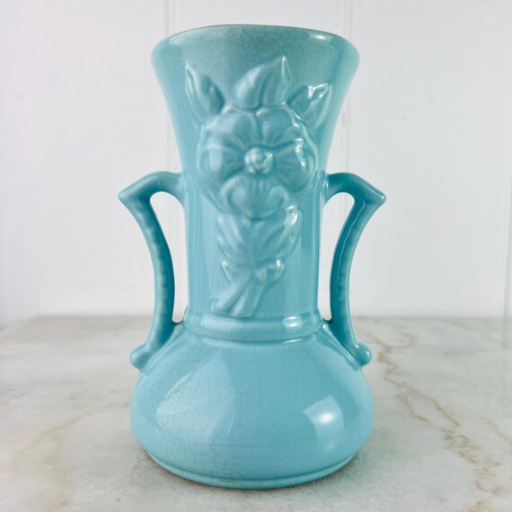 ヴィンテージ ショーニー陶器 ハンドル付き花瓶、エンボス加工の花