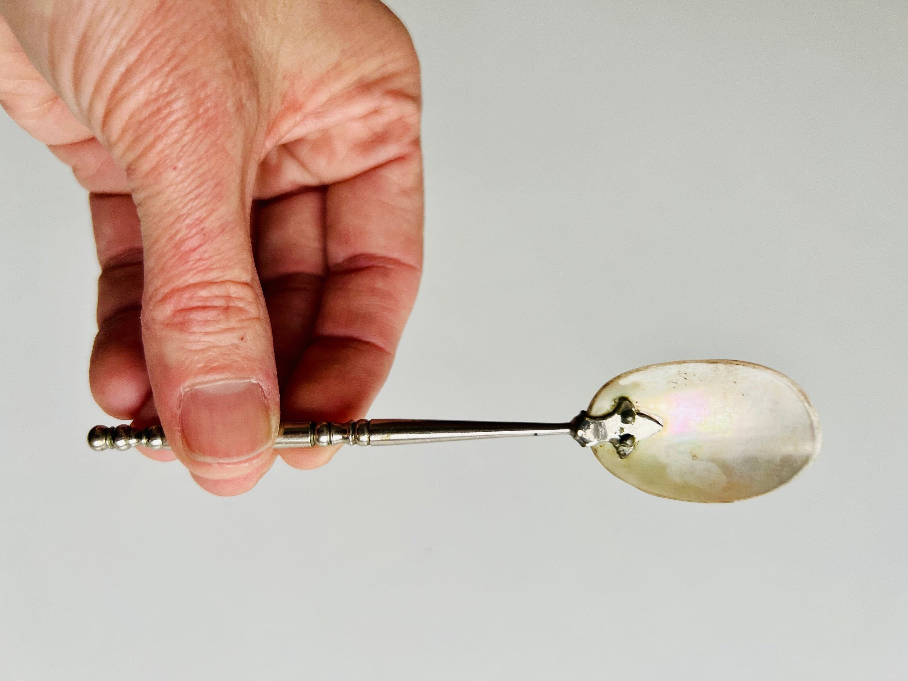 Caviar spoon shop mother of pearl