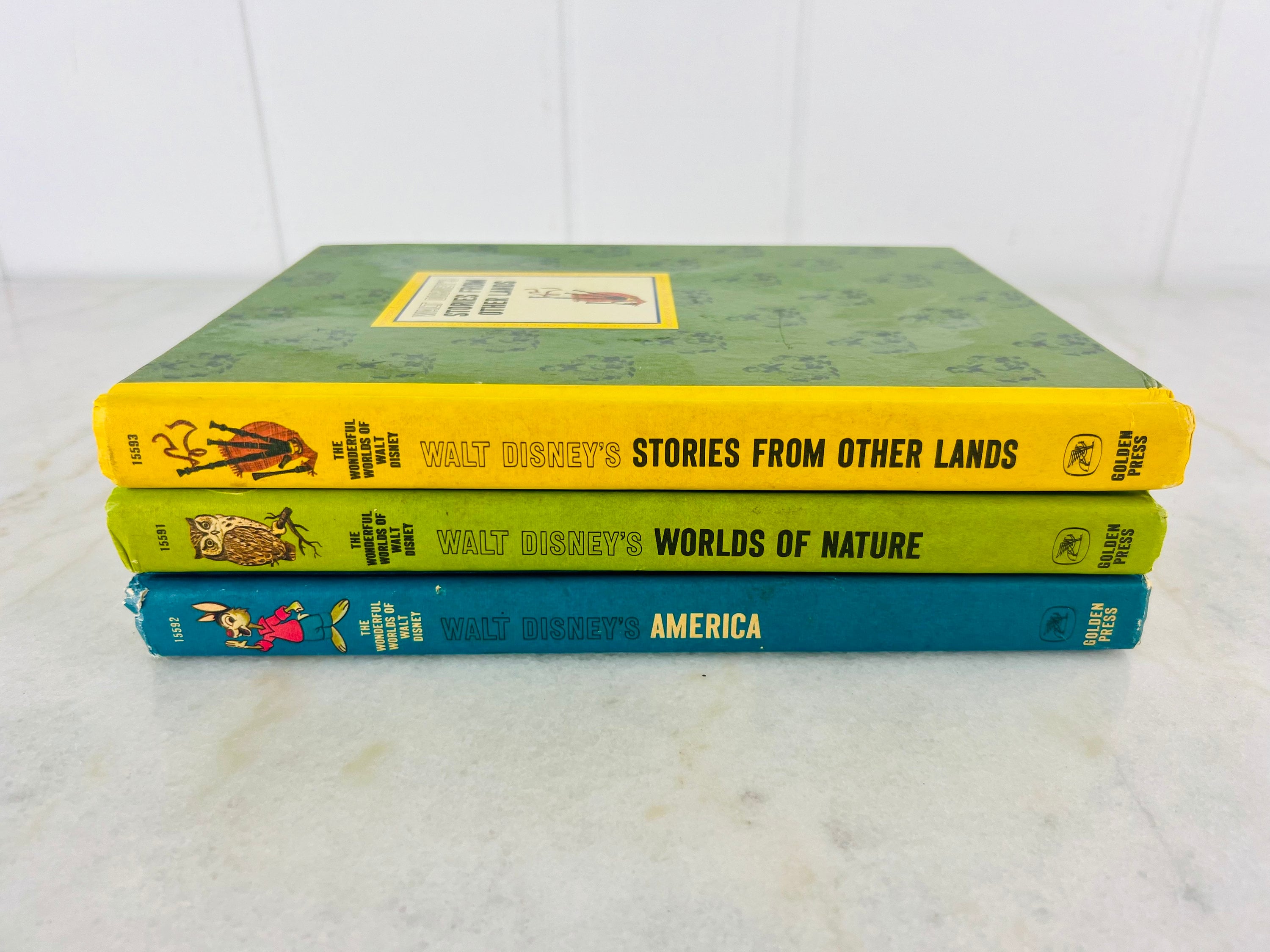 【ビンテージ】Wonderful World of Walt Disney Vintage 1965 Walt Disney Hardcover Book Set, Illustrated