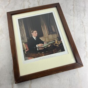 Antike 1930er Jahre Fotografie König George VI, Tage nach der Krönung, Buckingham Palace, Vintage königliche Erinnerungsstücke, Vintage Wanddekor, Geschenk