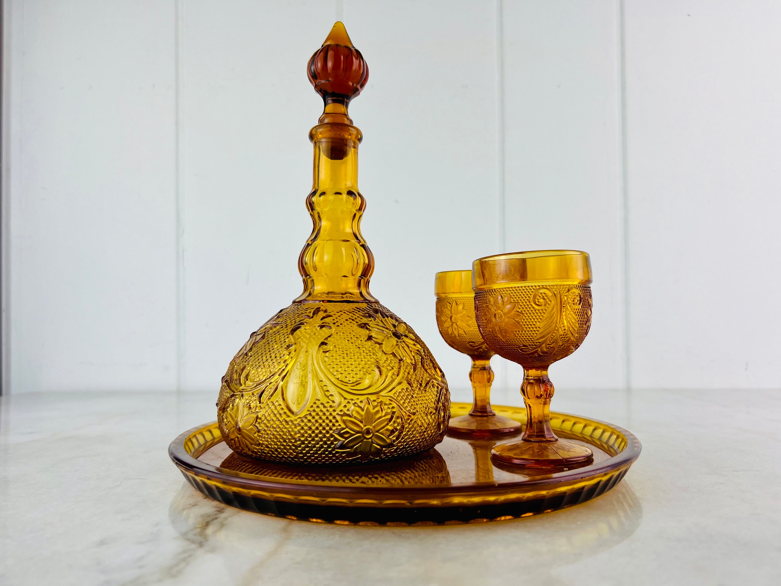Vintage Indiana Tiara Amber Glass Decanter Set, 8 Wine Glasses - Etsy