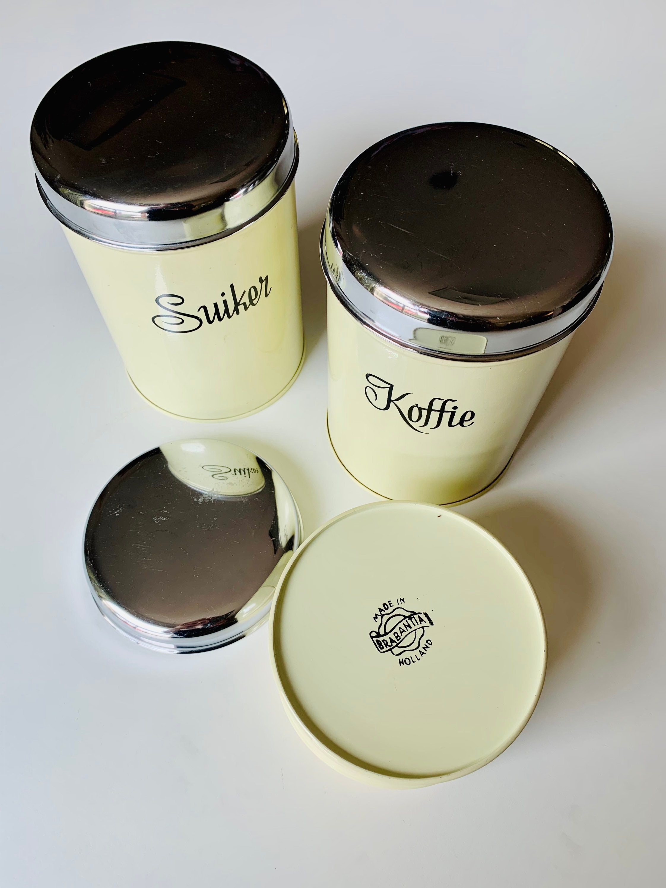 オランダ　アンティークキャニスター3セットBRABANTIA Vintage Brabantia Yellow Canister Set, Dutch Kitchen Storage