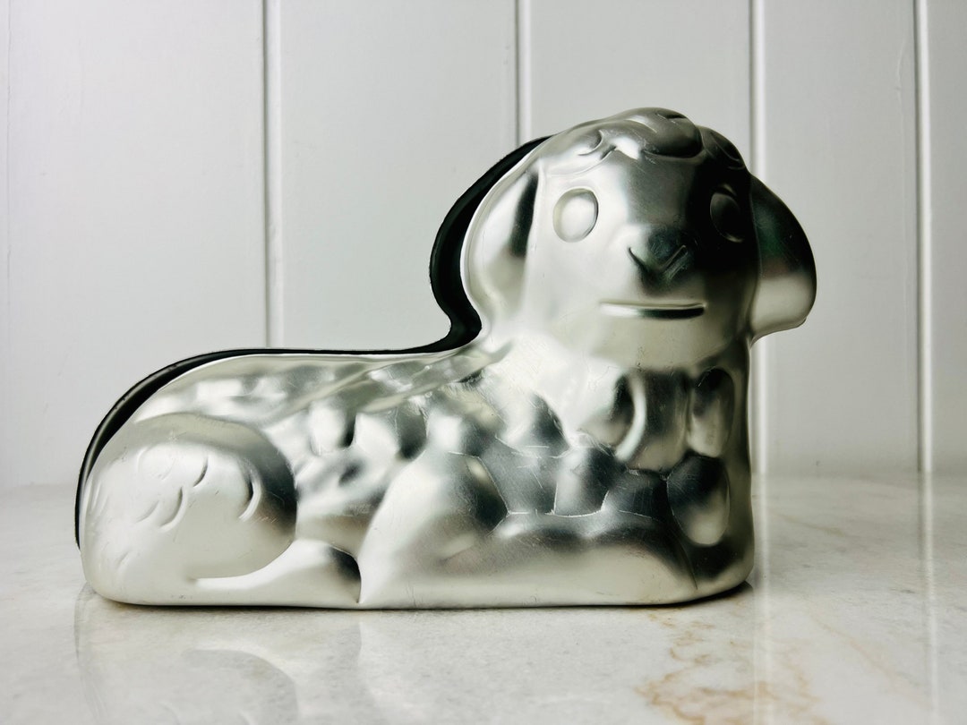 Vintage 1995 Wilton Lamb Sheep Cake Pan Jello Mold 3D Two Piece, Easter