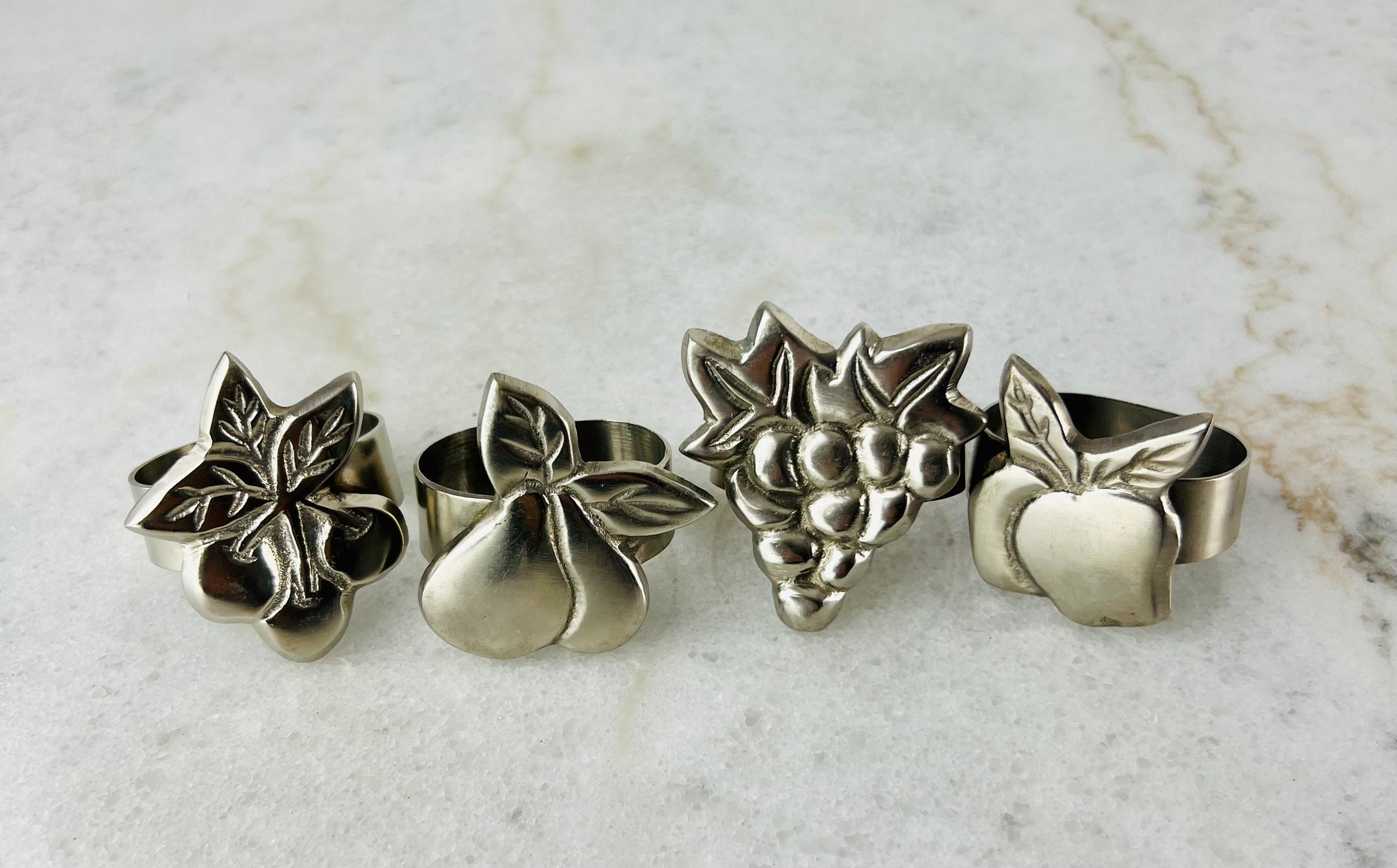 ヴィンテージ ピューター ナプキンホルダー 3個セット、チェリー