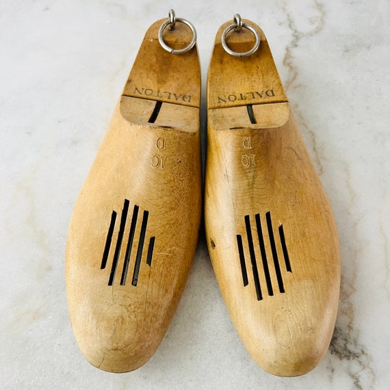 Vintage Dalton Wooden Shoe Inserts, Trees, form s… - image 2