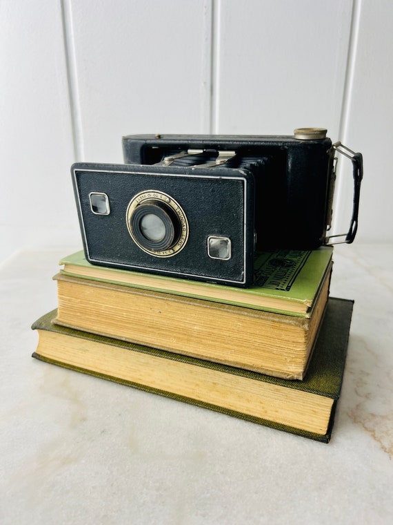 驚きの破格値，人気】 希少？ビンテージカメラ Kodak