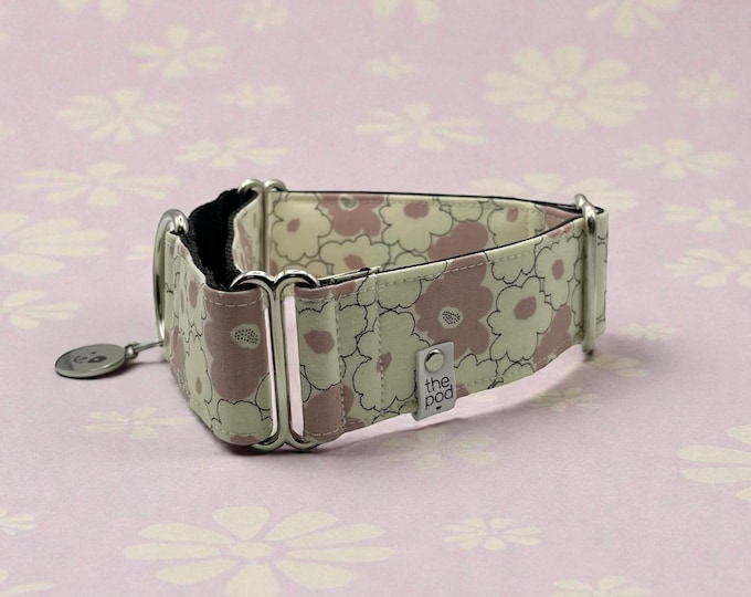 Retro Flower Wall Peach  | Martingale Collar Greyhound - Whippet - Italian greyhound