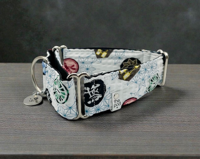 Demon Slayer Icons White - Ripple Texture | Martingale Collar Greyhound - Whippet - Italian greyhound