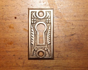 Small Ornate Antique Victorian Cast Bronze Keyhole Escutcheon CC-57