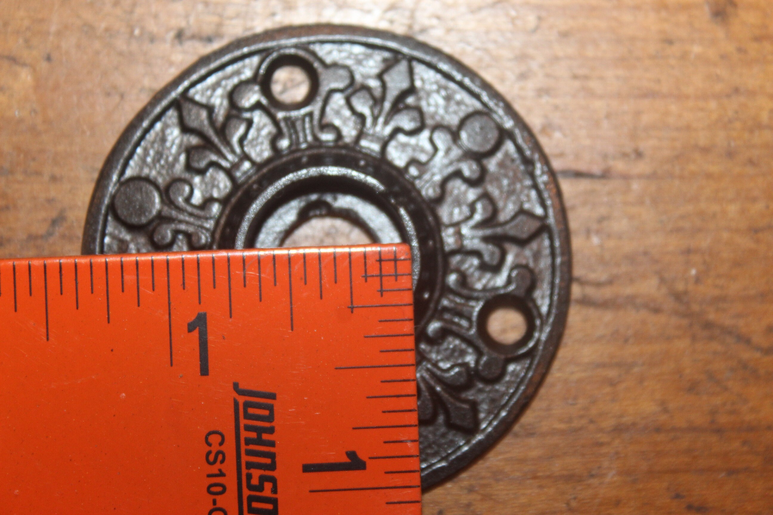 k*a様 ete notte 壁飾り　襟　アンティーク Victorian Antique Ornate Cast Iron Doorknob Rosette EE-6 - Etsy