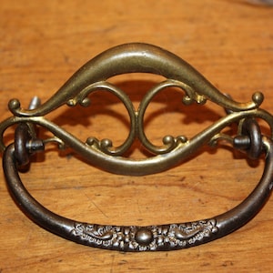 Antique Cast Bronze Drawer Drop Bail Handle Pull    I-37