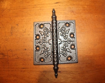 Antique 4-1/2 x 4-1/2 Ornate Cast Iron Steeple Tipped Hinge F-10