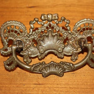 Antique Victorian Ornate 5&quot; Cast Bronze Furniture Drop Bail Drawer Pull  H-16