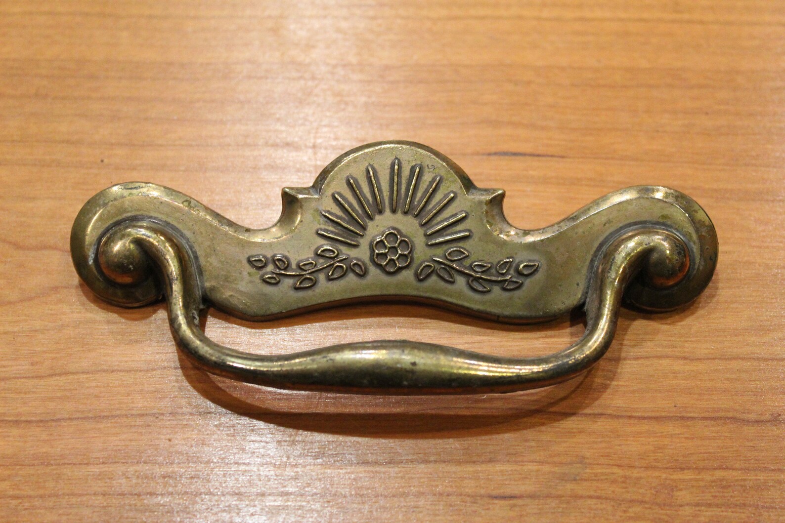Lot of 8 Canada Brass Drawer Pull / Handle CH2246 Etsy
