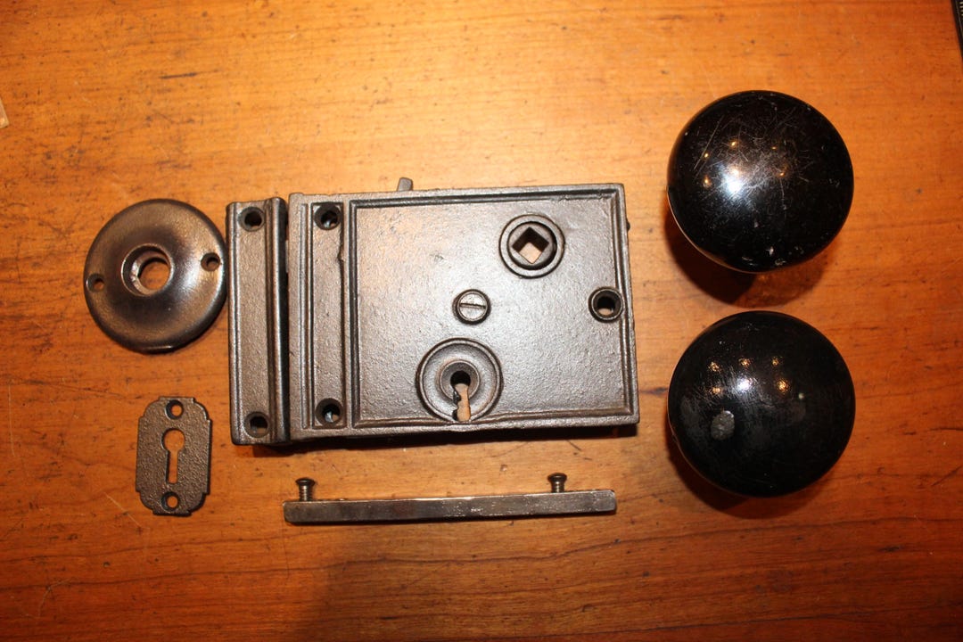 Restored Antique Rim Lock Set With Keeper, Knobs, Keyhole, Rosette W-59 ...