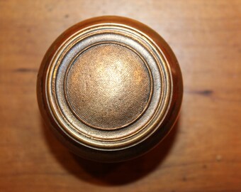 Antique 2-1/2" Entry Size Concentric Design in Cast Bronze Yale & Towne T-186