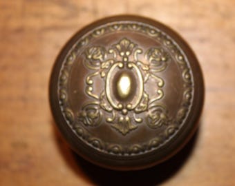 Rare Version Antique Victorian Reading Creston F-22700 Bronze C:1900  T-187