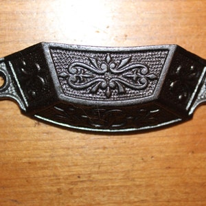 Antique Victorian Cast Iron Detailed Bin Apothecary Cupboard Drawer Pull L-54