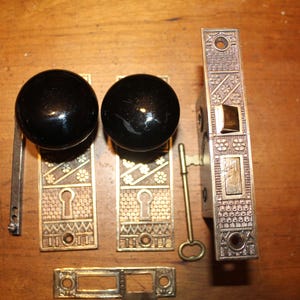 Refurbished FC Linde H-21910 with #500 Mortise w/Key Knobs and Escutcheons  W-17