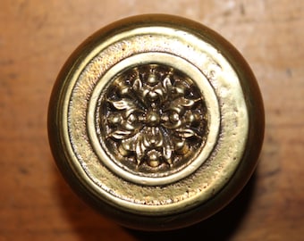 The Rouen by Norwalk H-14600 C:1909 Antique Victorian Cast Bronze Doorknob T-41