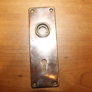 One Simple Antique Bronze (Brass) Entry Privacy Keyhole Escutcheon S-162
