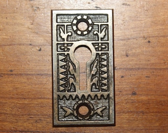 Small Antique Ornate Cast Iron Door Curio or Furniture Keyhole Escutcheon CC-152