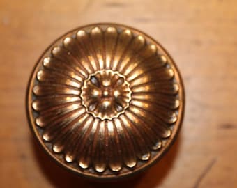 Antique Yale and Towne Gardo Design L-11100 C:1899 Doorknob T-56