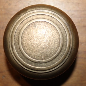 Victorian Knob with Concentric Design in Cast Bronze Yale & Towne M-17230 T-44
