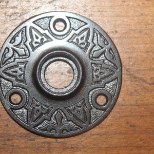 Victorian Antique Ornate Cast Iron Doorknob Rosette EE-74