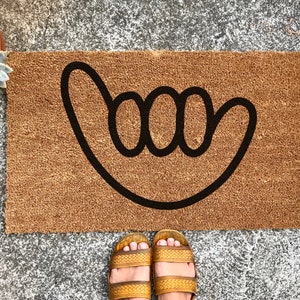 Super Shaka Doormat // E Komo Mai Doormat // Howzit Doormat // Welcome Mat // Home Decor // Door Mat // Hawaiian Decor