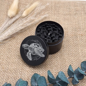 Grinder with personal photo engraving - 4-part aluminum herb crusher with pollen scraper