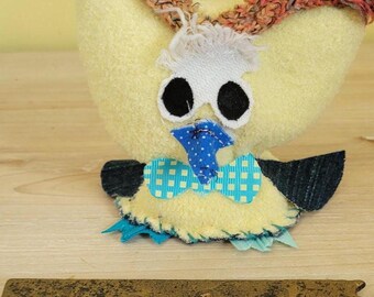 Small Yellow Owl