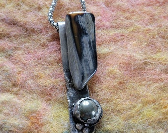 London Silver Necklace with Hematite Stone