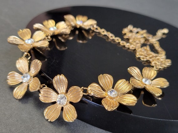 Gold wildflower jewelry necklace,  Daisy chain ne… - image 2
