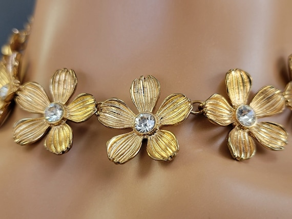 Gold wildflower jewelry necklace,  Daisy chain ne… - image 1