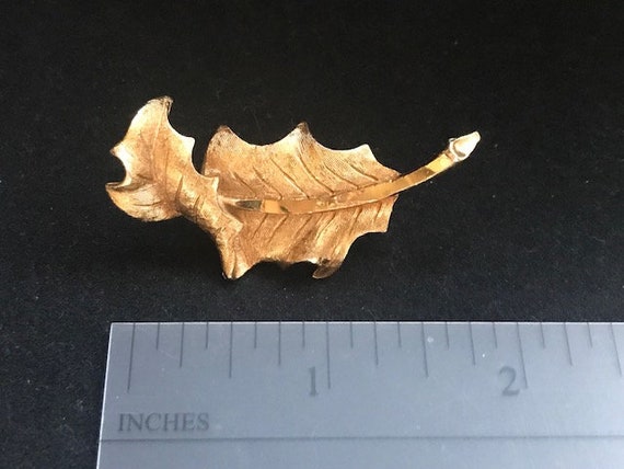 Large Twisted Leaf Vintage Brooch,MAMSELLE gold l… - image 6