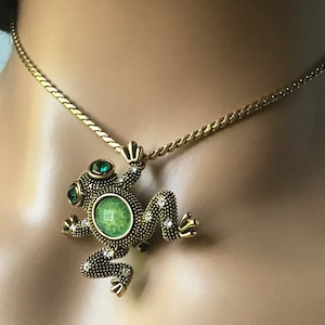 Green Frog Brooch and Pendant with Emerald Rhinestones,Frog Jewelry,Green frog pendant and brooch,Green Rhinestone Frog Pin,Frog gift