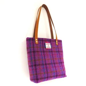 Harris Tweed traditional tote shopping bag, pure wool quality handcrafted bag, quality handwoven shoulder bag , traditional Scottish bag
