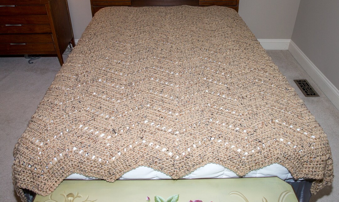 Puff Shell Ripple Afghan New Hand Crocheted Classic Ripple Design Afghan With Puff Stitch/extra ...