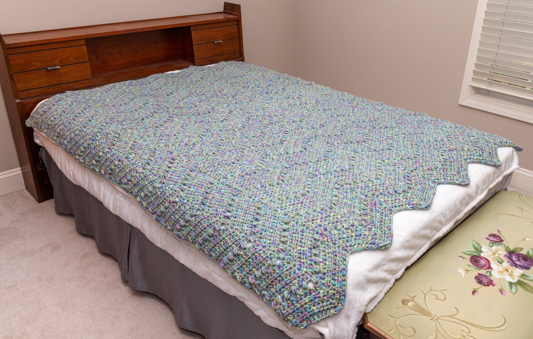 Puff Shell Ripple Afghan New Hand Crocheted Classic Ripple Design Afghan With Puff Stitch/extra ...
