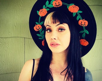 Cappello a tesa larga in feltro vegano - cappello fedora da strega gotica per Halloween - tesa XL - Zucche