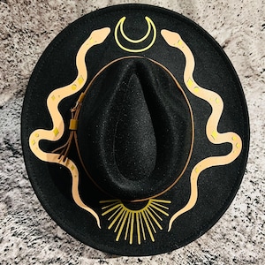Vegan Felt Hat - XL Brim - Western Snakes