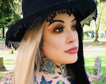 Gorro vegano de fieltro - Colección de luto - Rejilla