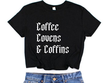 T-shirt court Coffee Covens & Coffins