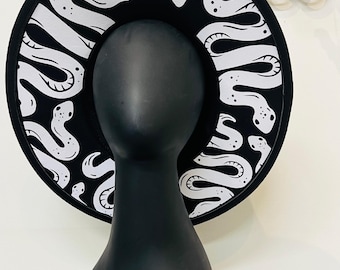 Vegan Felt Hat - XL Brim - Snakes