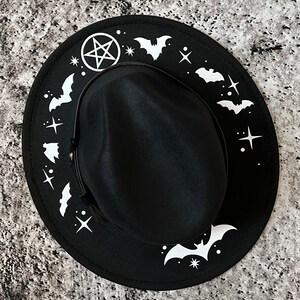 Veganer Filzhut mit breiter Krempe - Fricken' Bats